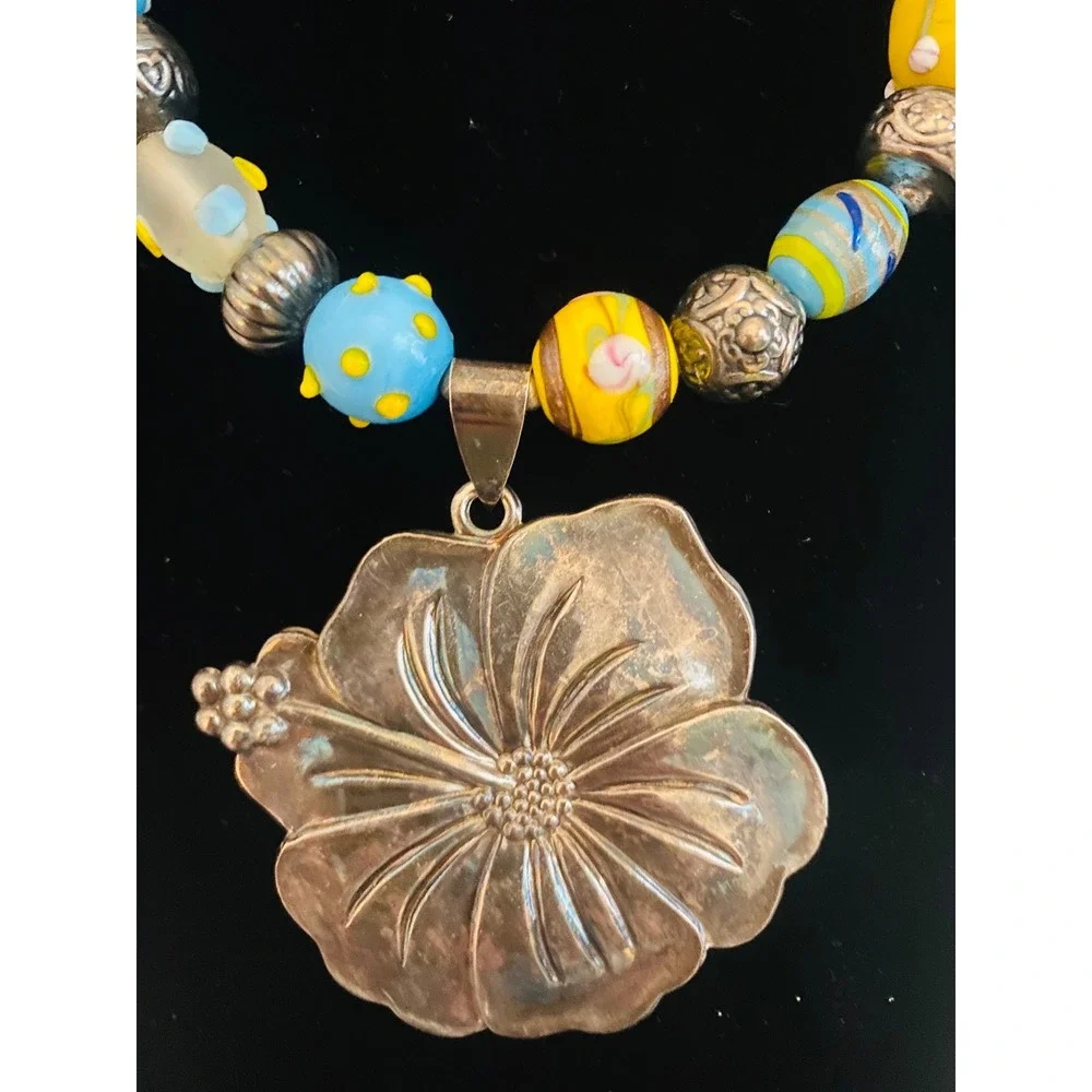 Lilly Pulitzer 925 silver Hibiscus Flower Pendant Necklace glass Beaded Bracele